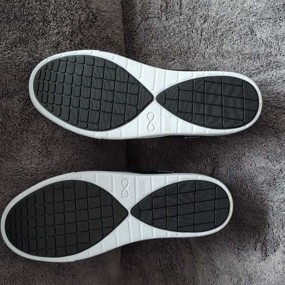 Infiniti women's shoes size 10 comfort and style - Picture 6 of 7